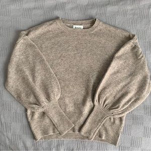 Balloon sleeve knit sweater